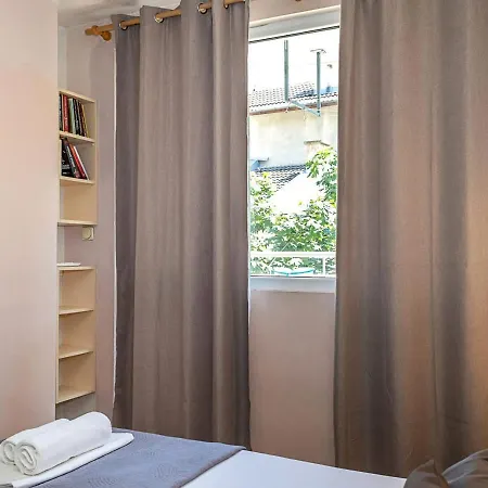 Διαμέρισμα Spacious Flat With Garage - Steps From The Sea Garden By Flat Manаger