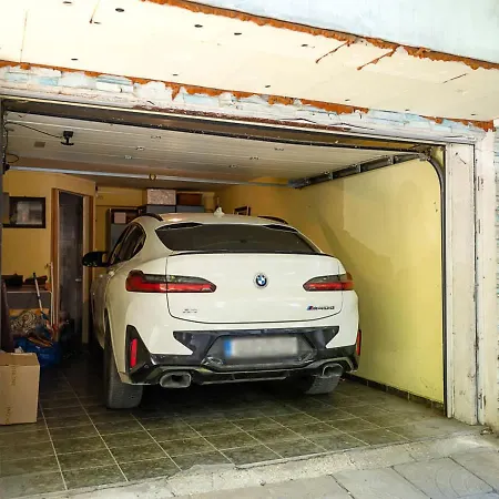 Spacious Flat With Garage - Steps From The Sea Garden By Flat Manаger Διαμέρισμα *
